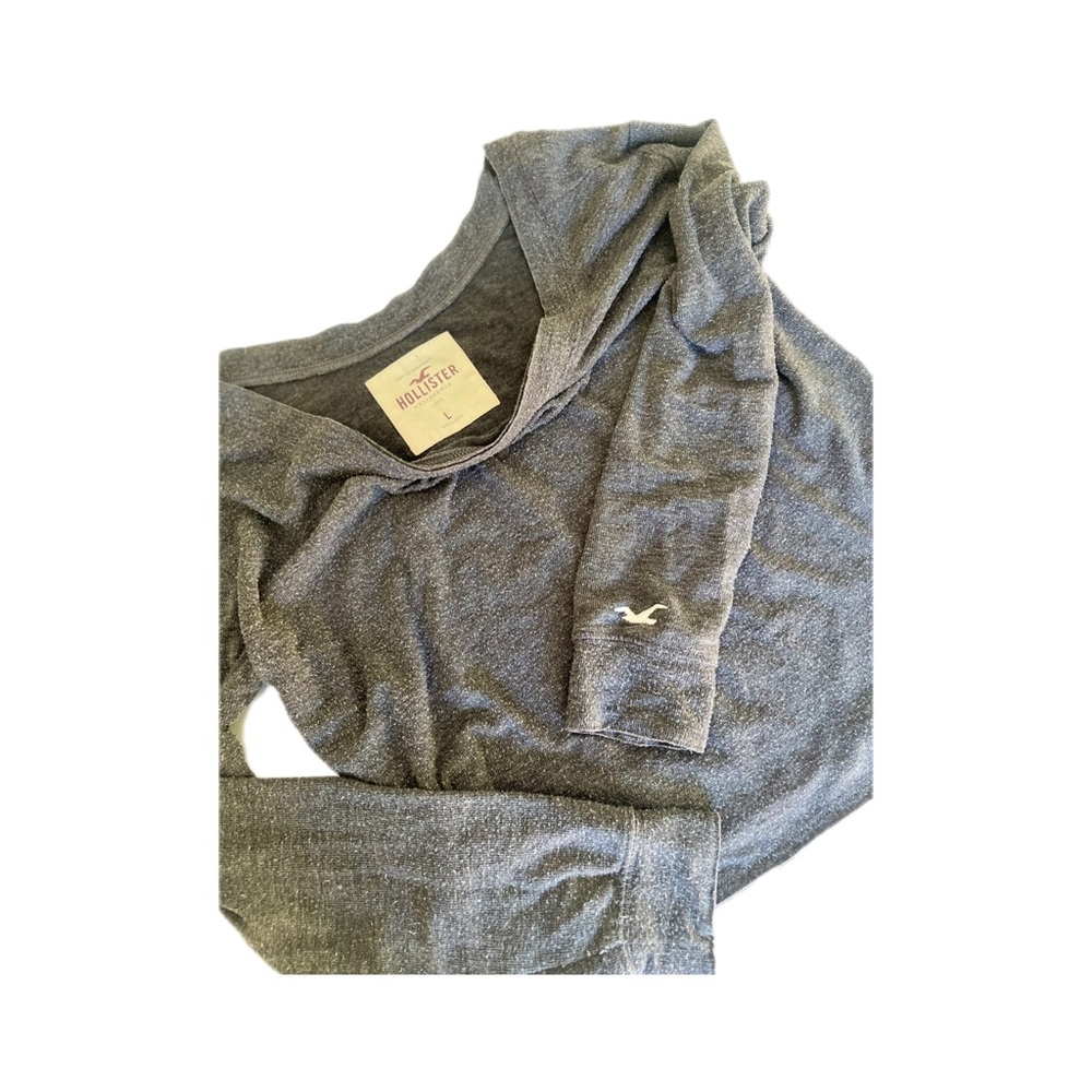 Hollister long sleeve, size L